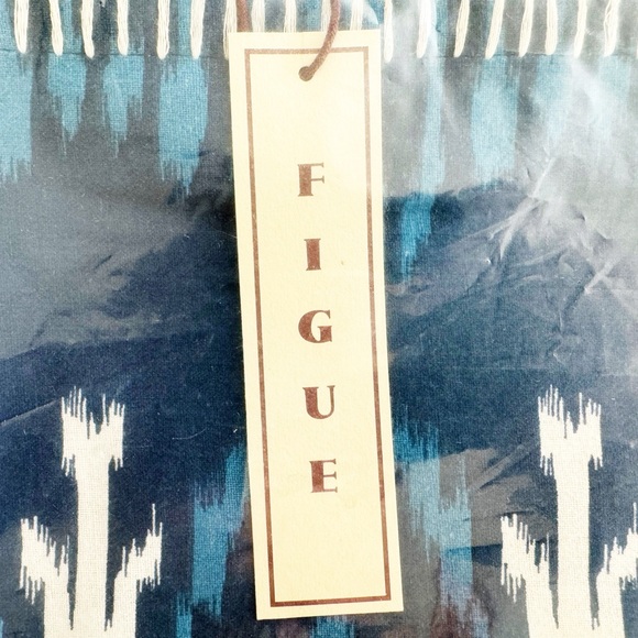 NWT 4 Figue Dylan Ikat Agean Napkins - Picture 8 of 11